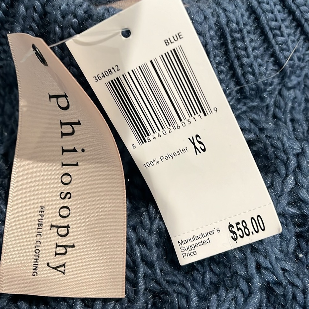 Sweater - Picture 4 of 4